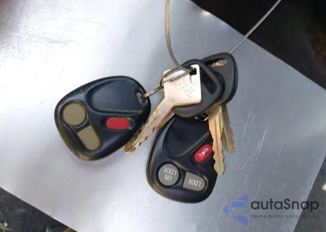 2002 Chevrolet S-10 Ls из США, поврежденный, VIN 1GCDT19W528181347